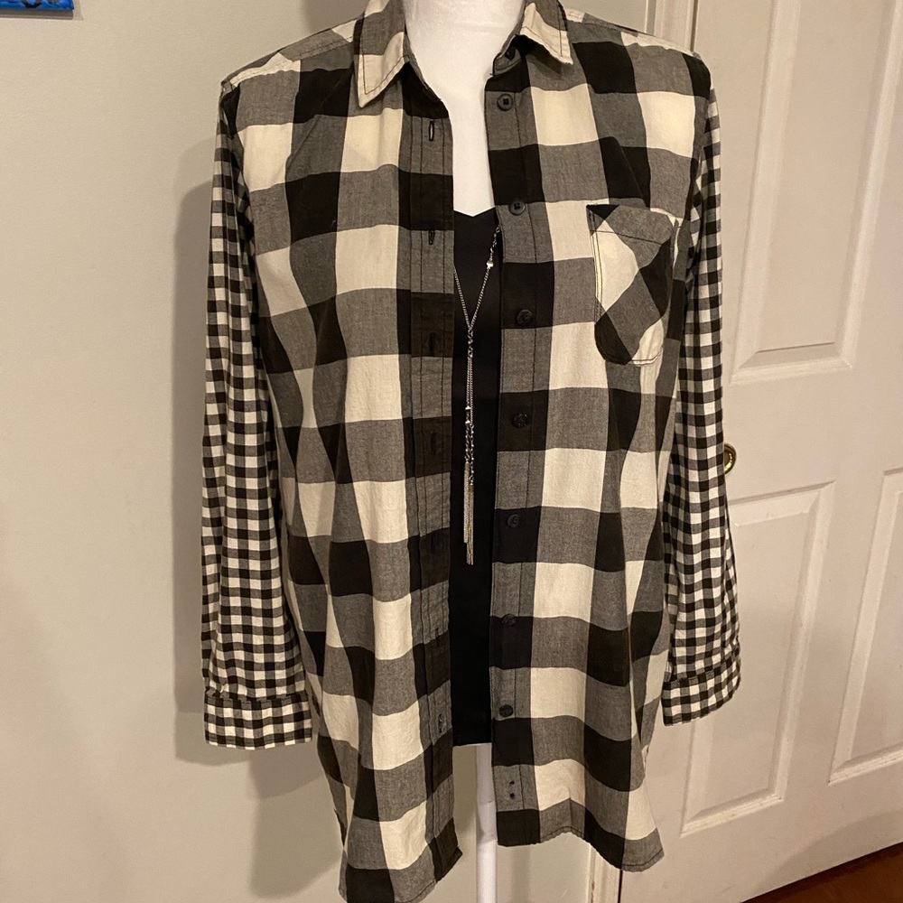 American Eagle Plaid Jegging Shirt size Small